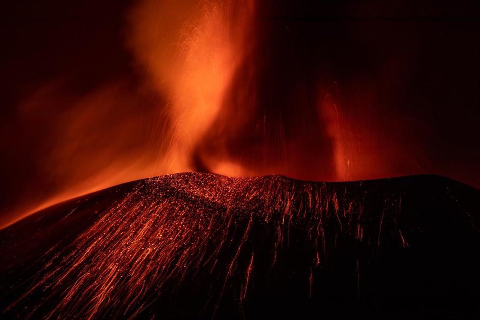 Lava del volcán vista desde El Paso