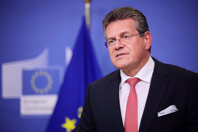HANDOUT - 05 November 2021, Belgium, Brussels: European Commissioner for Inter-institutional Relations and Foresight Maros Sefcovic speaks during a press conference, after a meeting with United Kingdom's chief Brexit negotiator David Frost, at EU headqu