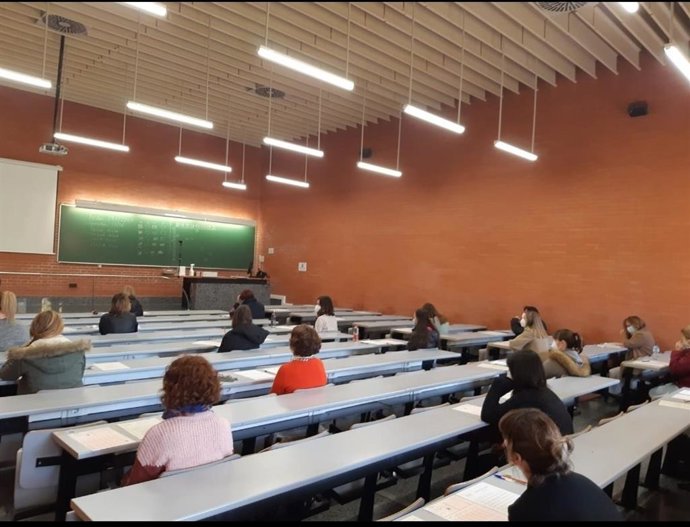 Archivo - Pruebas de una oposiciión en imagen de archivo