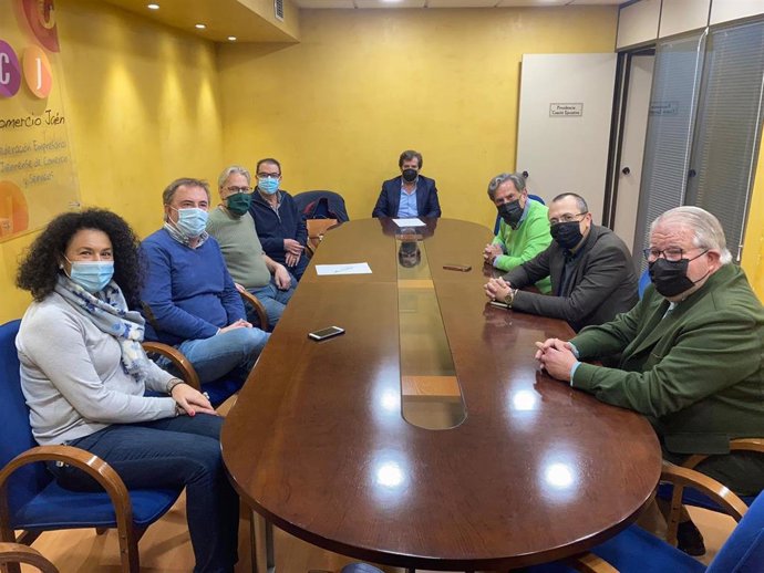 Reunión con responsables de Comercio Jaén.