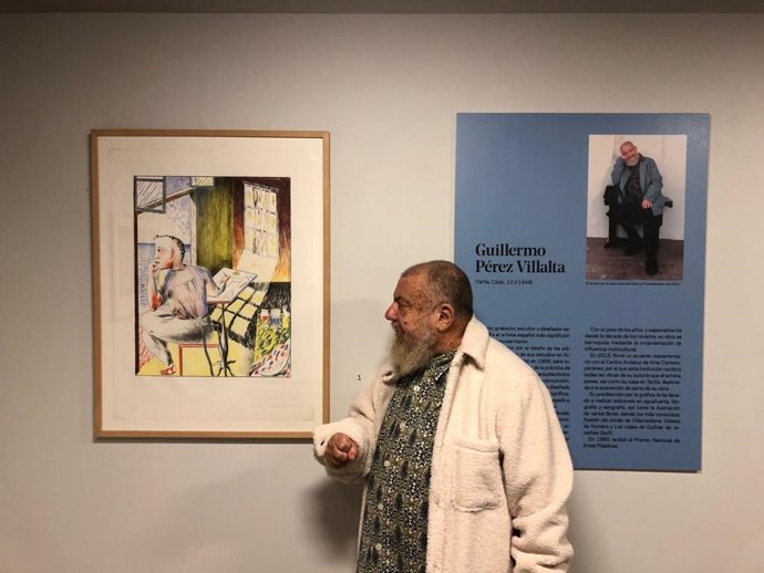 Guillermo Pérez Villalta se "enamora" de Fuendetodos por su riqueza arquitectónica, su patrimonio y paisaje.