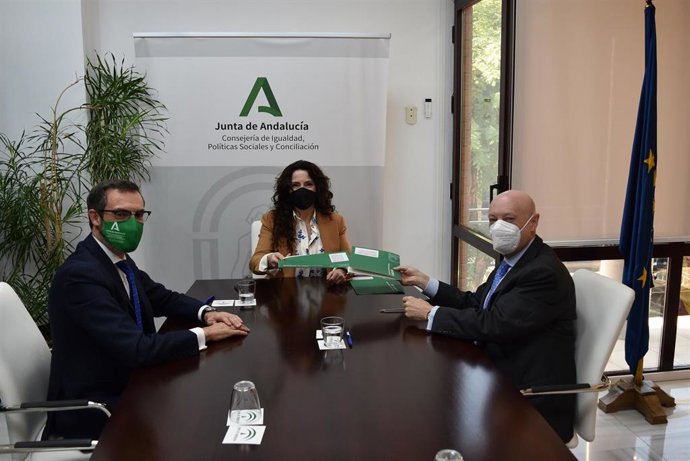 Acuerdo Junta de Andalucía y Colegio Notarial de Andalucía