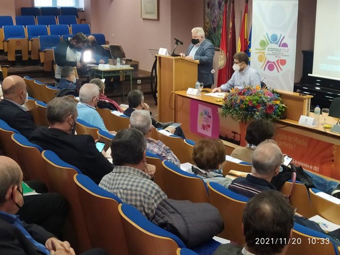 El Consejo Ciudadano de los Consumidores y Usuarios de la Asociación de Consumidores y Usuarios en Red, CONSUMUR