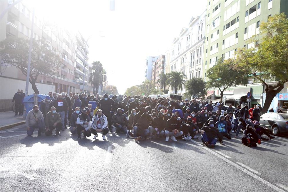 Nuevos cortes de carretera en la quinta jornada de la huelga del metal de Cádiz (foto de archivo).