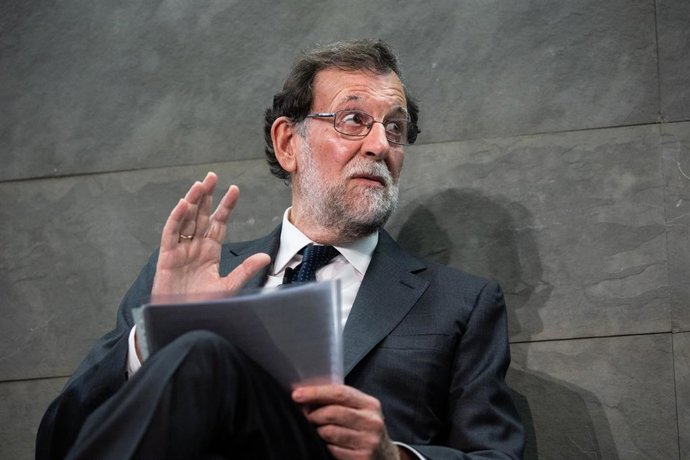 Archivo - El expresidente del Gobierno Mariano Rajoy, en el debate El papel del periodismo en el escenario del poder, a 20 de octubre de 2021, en Madrid (España).