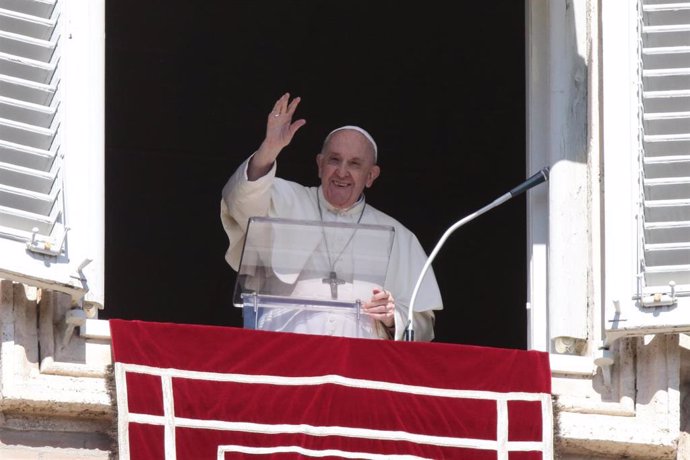 Archivo - El Papa Francisco en el Vaticano