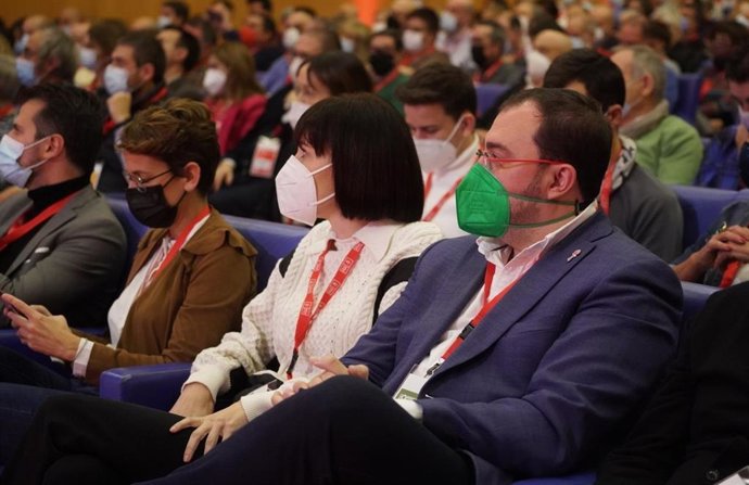 El presidente de Asturias, Adrián Barbón, asiste al noveno congreso del Partido Socialista de Euskadi