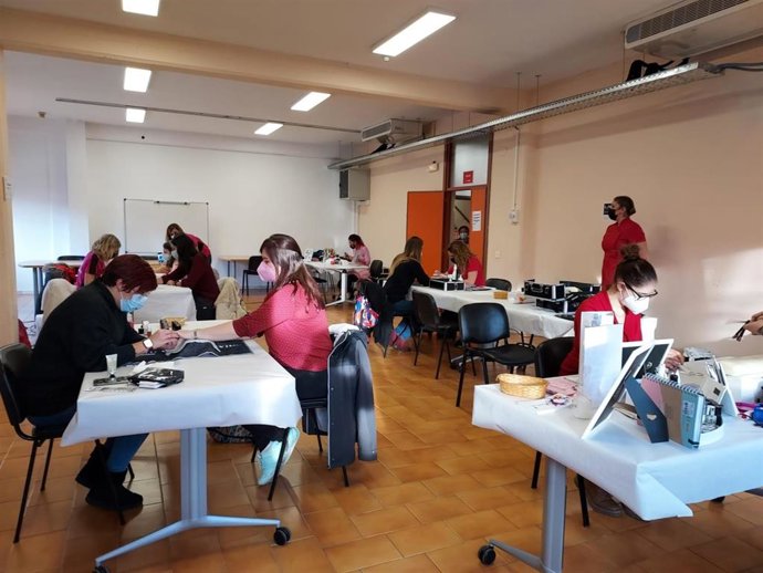 Particpantes en la jornada solidaria celebrada hoy en Valladolid.