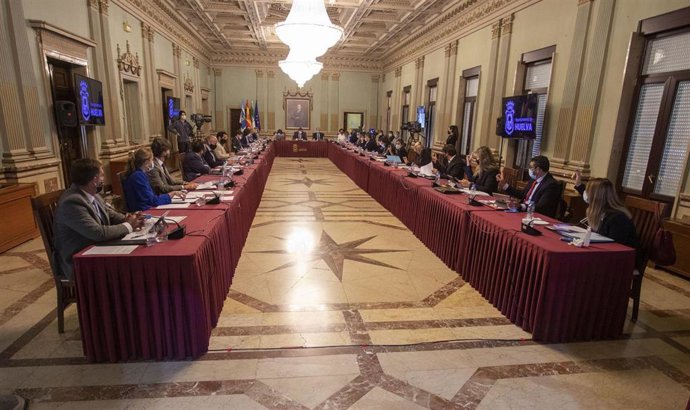 El Ayuntamiento elevará al Pleno una declaración institucional contra el abuso y maltrato a los mayores