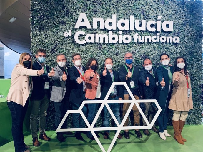 Erik Domínguez felicita a los 18 jiennenses que forman parte del Comité Ejecutivo del PP andaluz