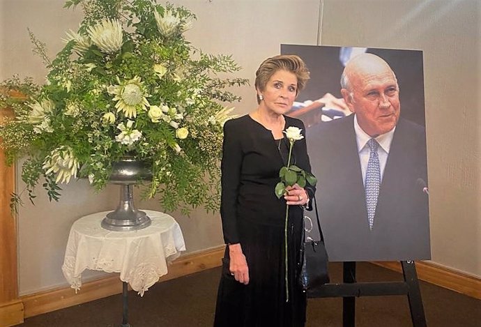 Elita Georgiades de Klerk, viuda de Frederik de Klerk, en el funeral privado del expresidente sudafricano