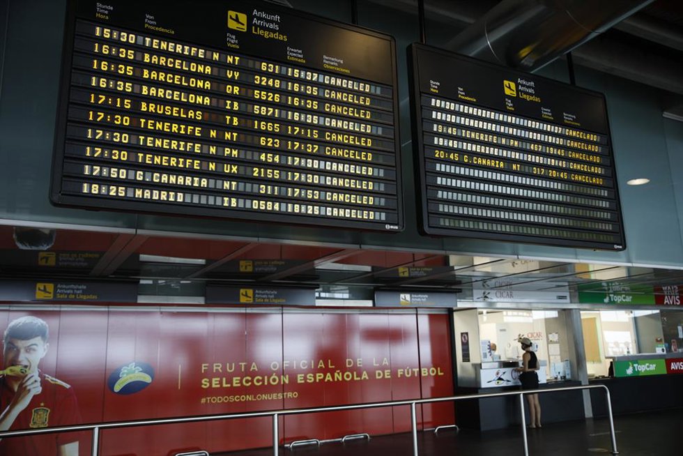 Archivo - Interior del Aeropuerto de La Palma una de las veces en las que se han tenido que suspender vuelos