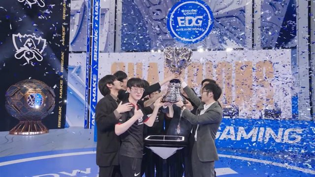 Los ganadores de League Of Legends 2021, EDG Edward