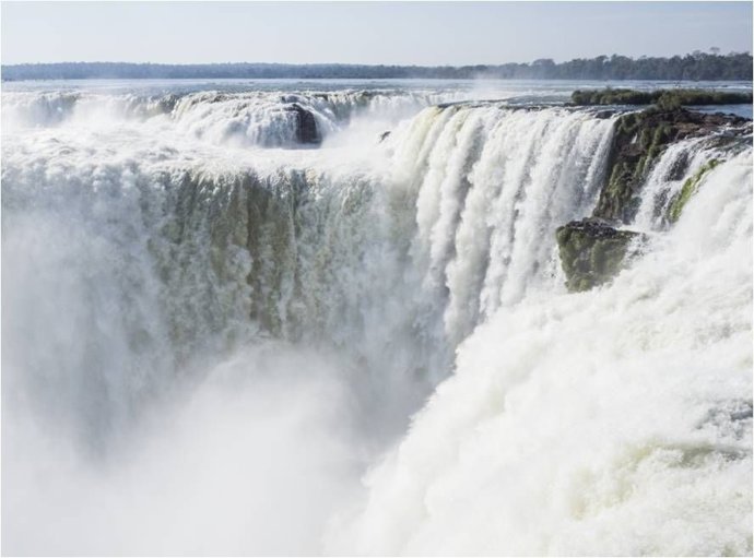 Cataratas en Parque Nacional Iguazú. Misiones (Inprotur)