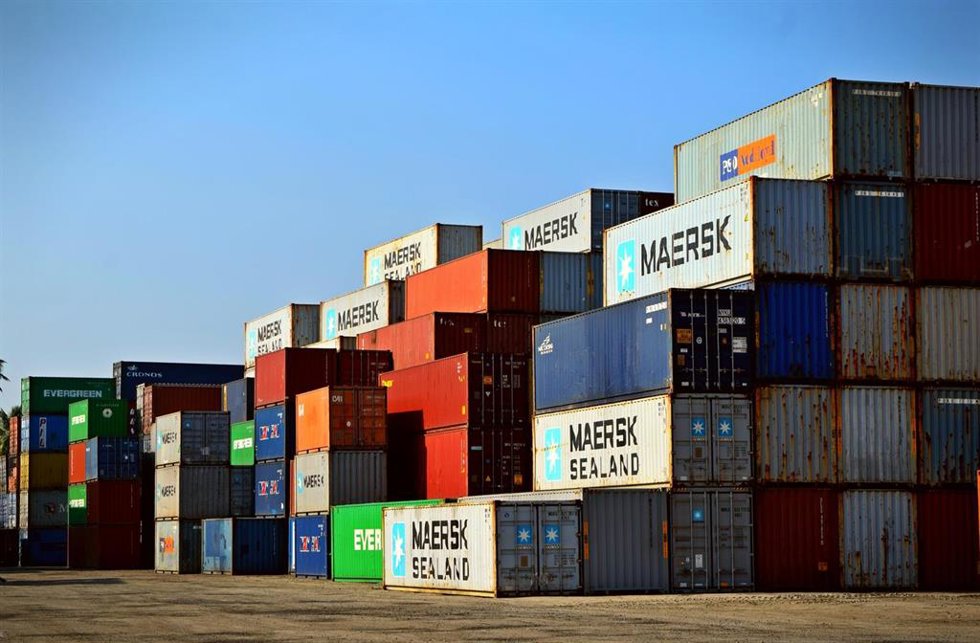 Contenedores portuarios