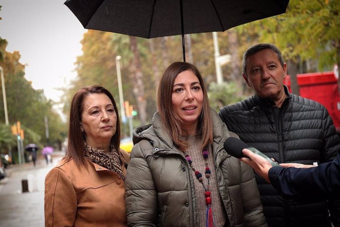 La presidenta de Cs Barcelona, Luz Guilarte, en declaraciones a los periodistas. (archivo)