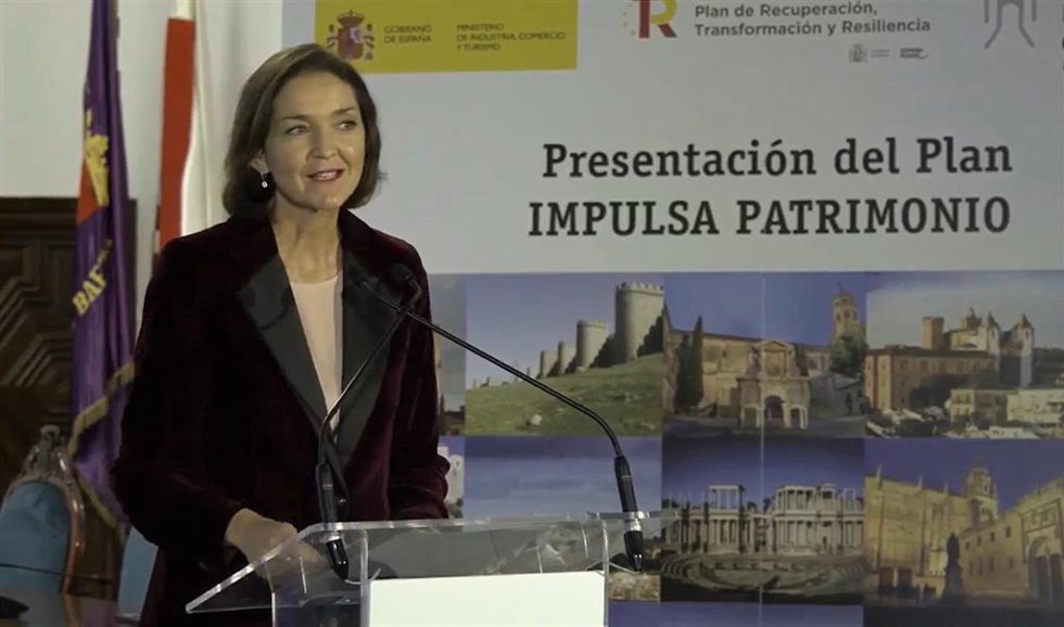 La ministra Reyes Maroto en el acto celebrado en Baeza.