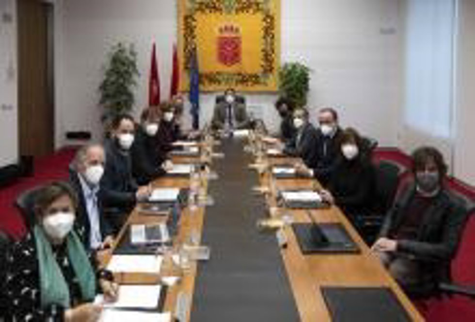 Reunión de la Mesa y Junta de Portavoces del Parlamento foral.