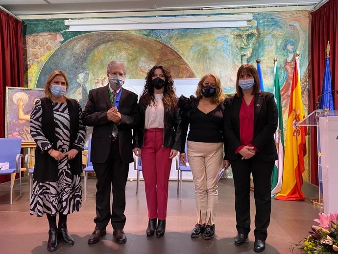 Acto con Rocío Ruiz en el Centro Sociocultural Gitano Andaluz