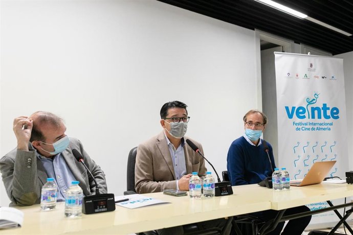 Inauguración del taller de videoarte dedicado a Charlotte Moorman en Fical.