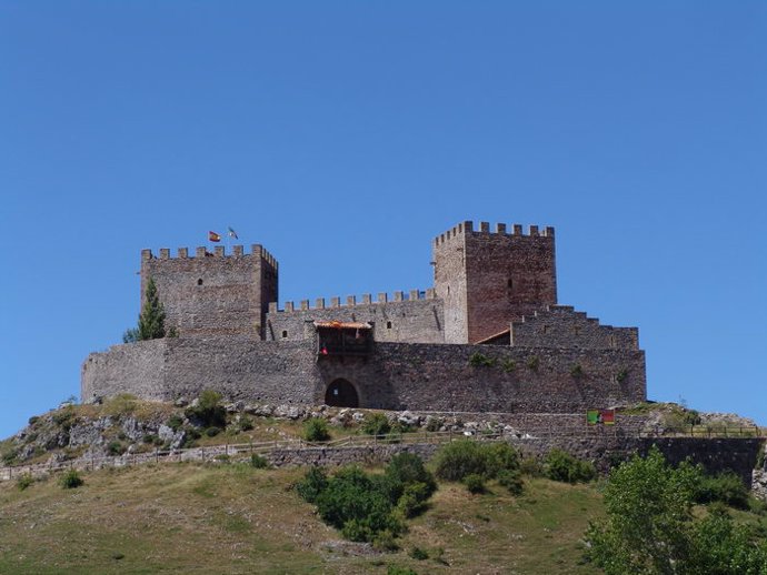 Archivo - Castillo de Argüeso