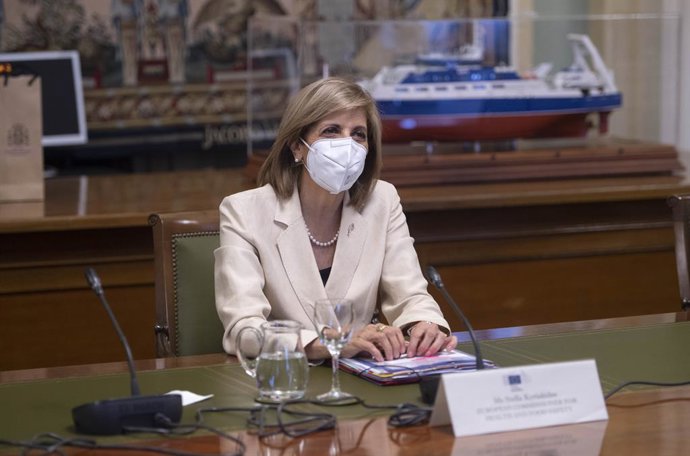 Archivo - La comisaria europea de Salud y Seguridad Alimentaria, Stella Kyriakide, durante una reunión con el ministro de Agricultura, Pesca y Alimentación en la sede del Ministerio, a 9 de julio de 2021, en Madrid (España). La reunión entre el titular 