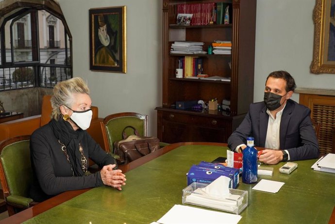 María Luisa Segoviano y Conrado Íscar.