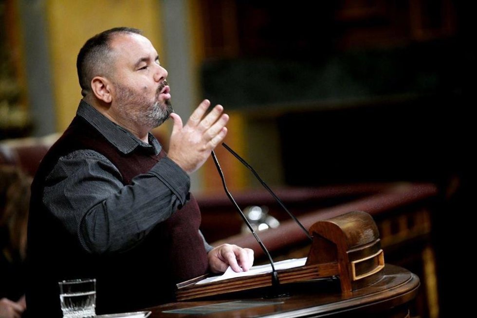 Archivo - El portavoz de los comuns y diputado en el Congreso, Joan Mena.