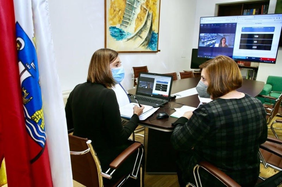 La consejera de Presidencia, Interior, Justicia y Acción Exterior, Paula Fernández, durante su intervención en la Comisión de Recursos Naturales (NAT) del Comité Europeo de las Regiones (CdR)