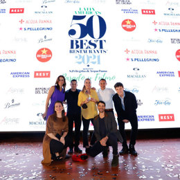 Central en Lima se lleva el puesto No.1 como The Greatest Restaurant in Latin America 2013-2021, patrocinado por S.Pellegrino & Acqua Panna