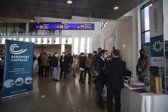 Asistentes en la primera edición de 'Business Forum Aeroport Castelló', en el Aeropuerto de Castellón.