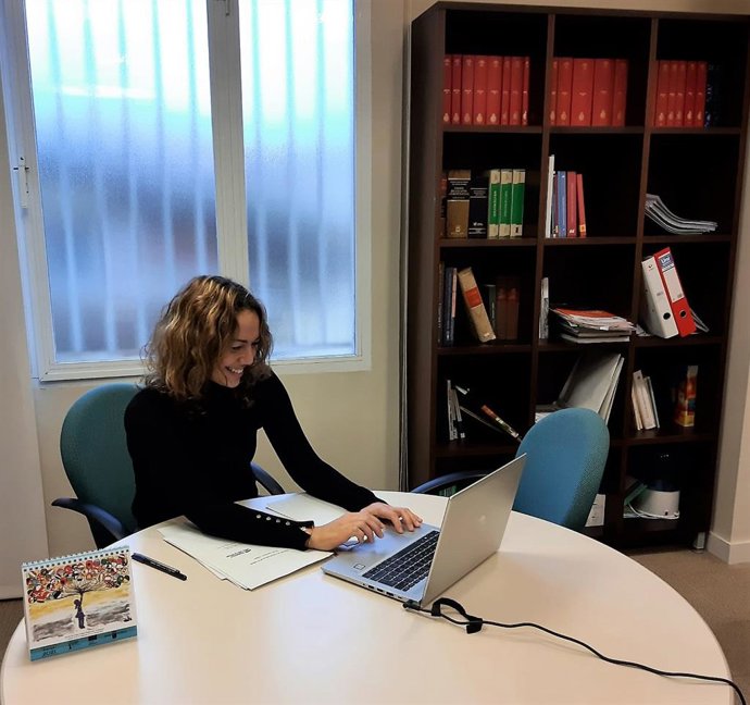 La directora general de Fondos Europeos y Oficina en Bruselas, Cristina Peña, ha participado esta mañana en una reunión telemática de la Comisión de Coordinadores de Asuntos relacionados con la Unión Europea (CARUE)