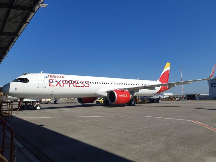 Archivo - Iberia Express da la bienvenida al primer A321neo de su flota
