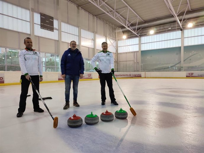 Demostración curling en Logroño