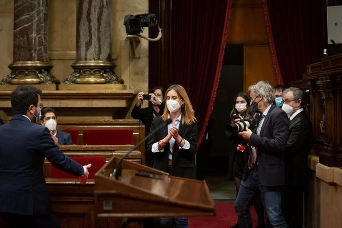 Pleno en el Parlament sobre presupuestos tras el acuerdo de Govern y comuns