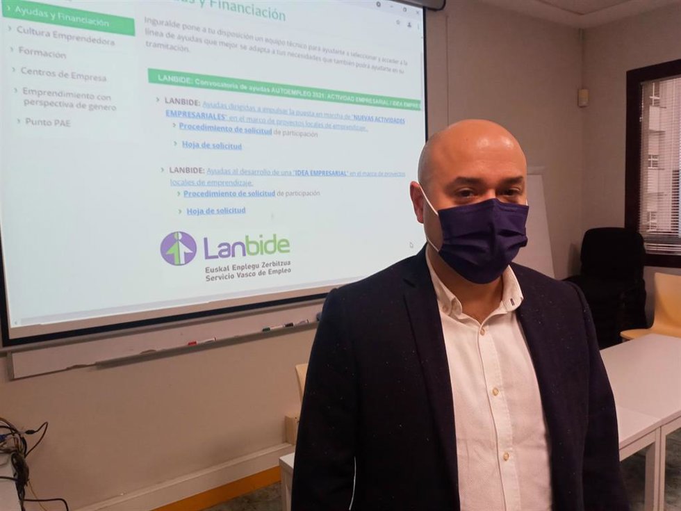 Imagen del concejal de Promoción Económica del Ayuntamiento de Barakaldo, David Solla.