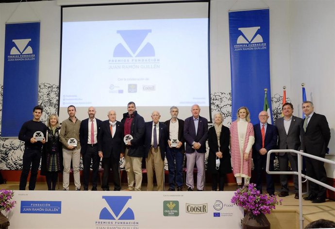 Acto de entrega de la II edición de los premios de la Fundación Juan Ramón Guillén coincidiendo con su décimo aniversario.