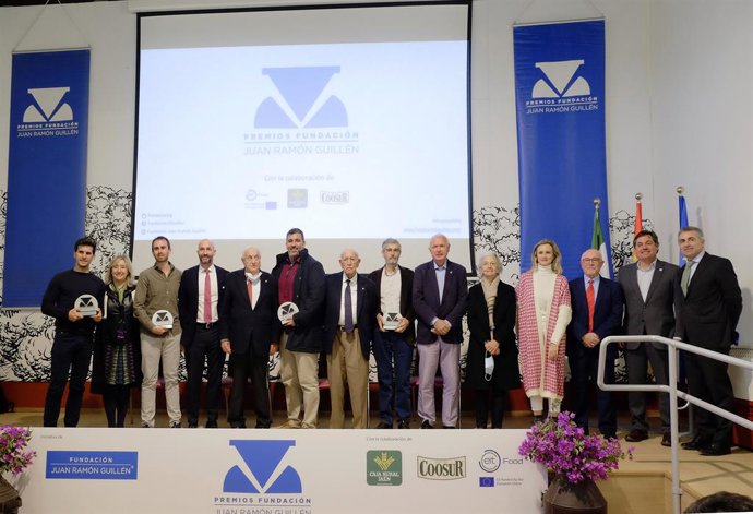 Acto de entrega de la II edición de los premios de la Fundación Juan Ramón Guillén coincidiendo con su décimo aniversario.