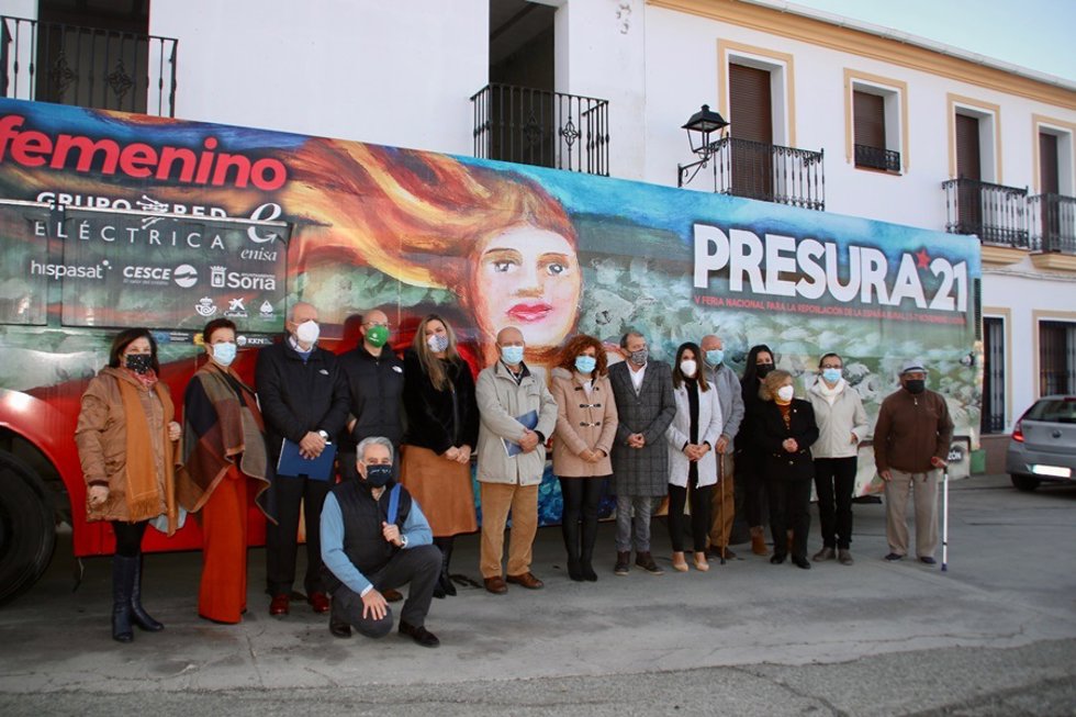 Presentación en Campofrío del 'Bus de la Repoblación'.