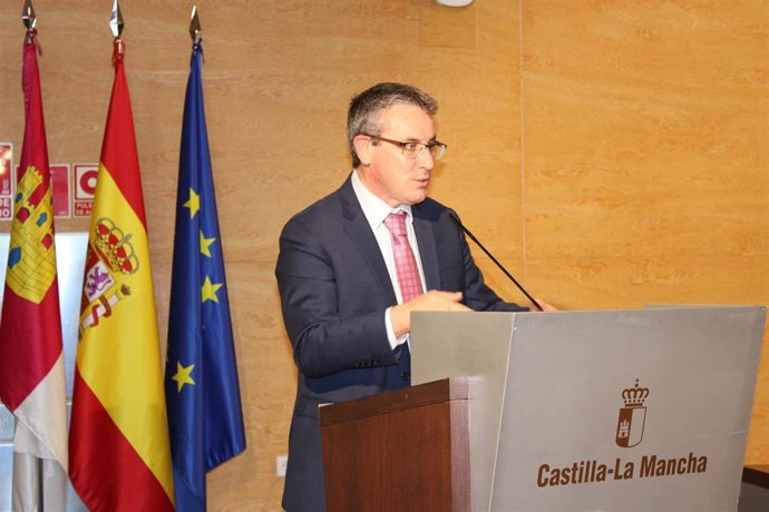 El director general Autónomos, Trabajo y Economía Social, Eduardo del Valle, en Albacete.