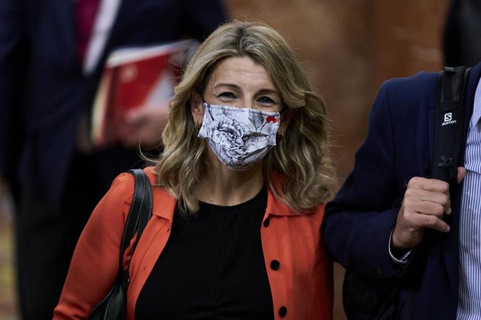 La vicepresidenta segunda del Gobierno y ministra de Trabajo, Yolanda Díaz, a su llegada a una sesión plenaria en el Congreso