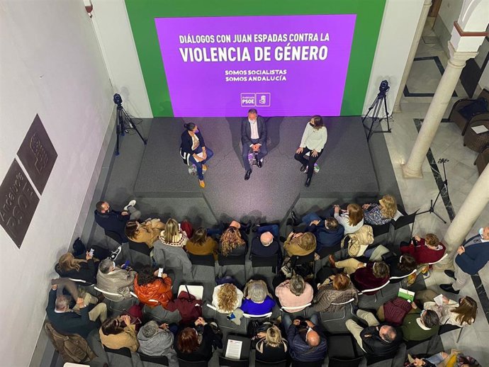 Acto sobre violencia de género celebrado en la sede regional del PSOE-A con la participación de su secretario general, Juan Espadas.