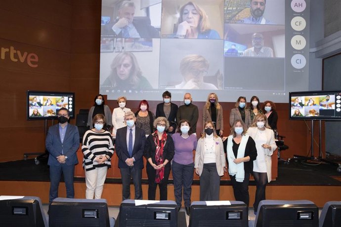 El Observatorio de la Igualdad de RTVE ha celebrado este martes en Prado del Rey su primera reunión con Concepción Cascajosa como presidenta.