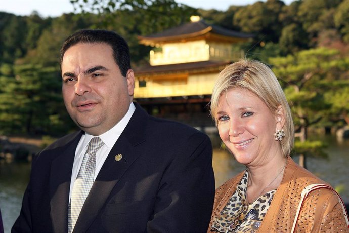 El expresidente de El Salvador Antonio Saca junto con la ex primera dama Ana Ligia Mixca