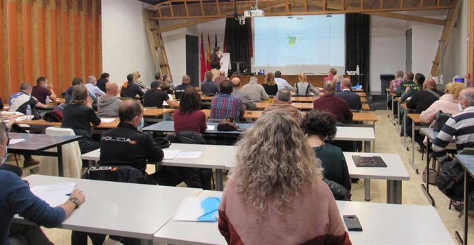 Una de la sesiones a agentes de Policía Foral, Policía Municipal de Pamplona y Tudela, Guardia Civil y del Cuerpo Nacional de Policía en materia de violencia de género y libertad sexual
