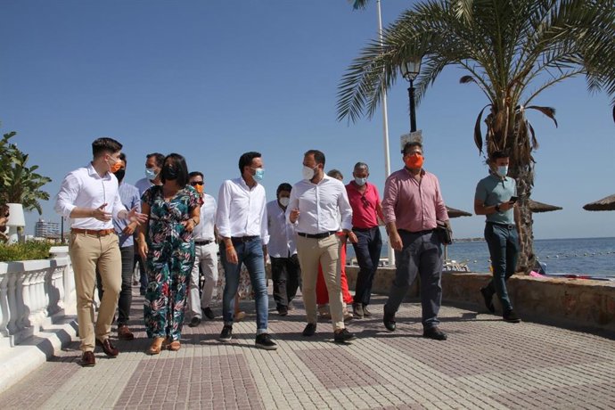 Visita de diputados y senador de Cs al Mar Meno