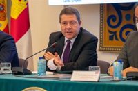 Page alerta de los "peligros" del "populismo territorial", avisa de que "se está quedando" y lamenta que "saque tajada"