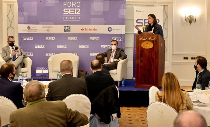 La alcaldesa de Santander, Gema Igual, en el Foro de la SER