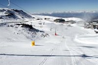 La estación de esquí de Sierra Nevada abre temporada este sábado con una previsión del 50% de ocupación hotelera