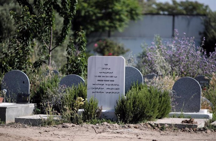 Archivo - Lápidas ubicadas en el cementerio musulmán de Griñón (Madrid) durante el día 69 del estado de alarma decretado a consecuencia del coronavirus y todavía fase 0 de la desescalada instaurada por el Gobierno en Madrid. En Griñón, Madrid (España).